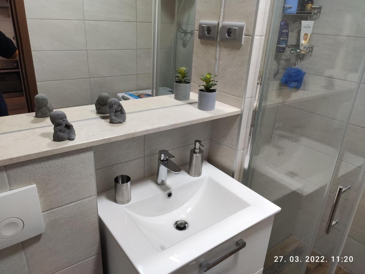 Apartman Antonela With Free Garage Parking Apartment Split Exterior foto
