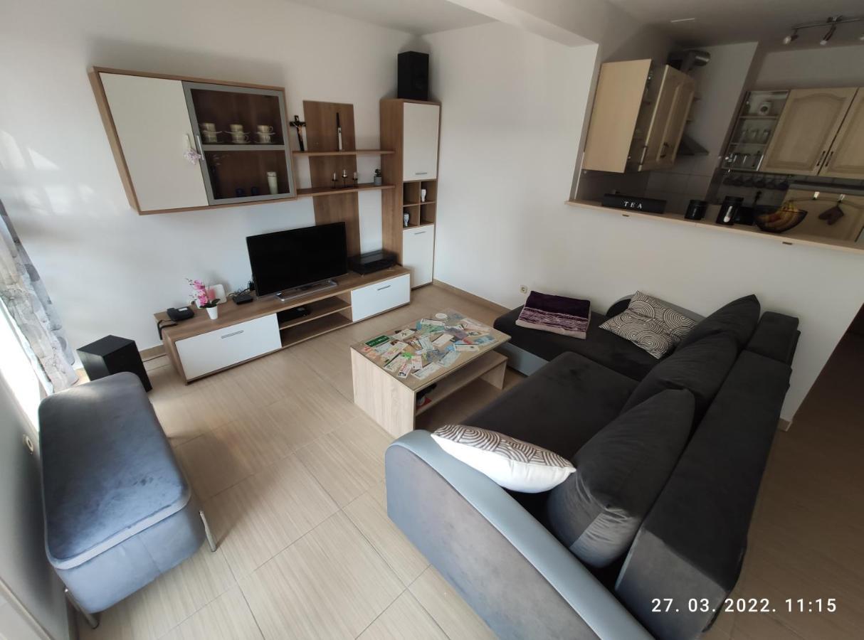 Apartman Antonela With Free Garage Parking Apartment Split Exterior foto