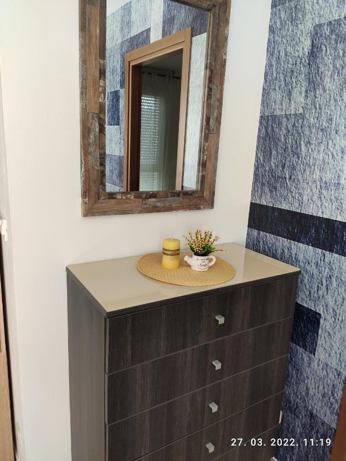 Apartman Antonela With Free Garage Parking Apartment Split Exterior foto